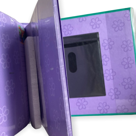 Disney Winnie The Pooh Photo Album With CD Storage Pocket 4" x 6" Pages 9x9 - Picture 6 of 8